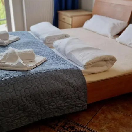 아파트 Hexagon Nr 21 *